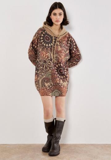 Пуловер с капюшоном