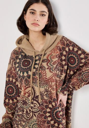 Пуловер с капюшоном