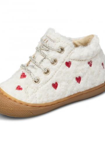 Детская обувь