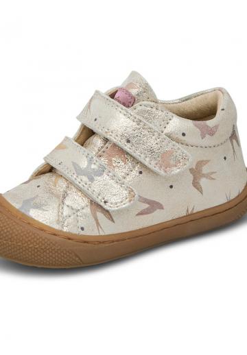 Детская обувь