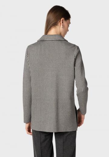 Короткое пальто