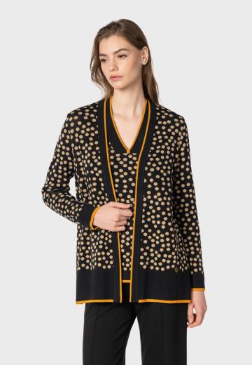 Жаккардовая вязаная кофта