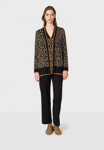 Жаккардовая вязаная кофта