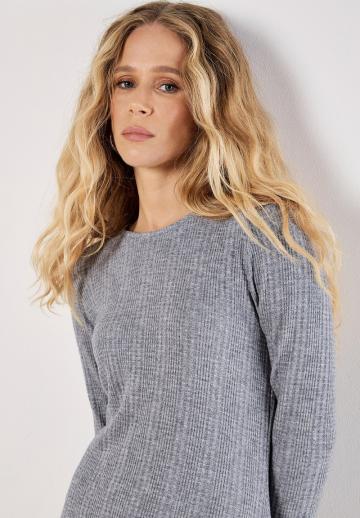 Вязаное платье