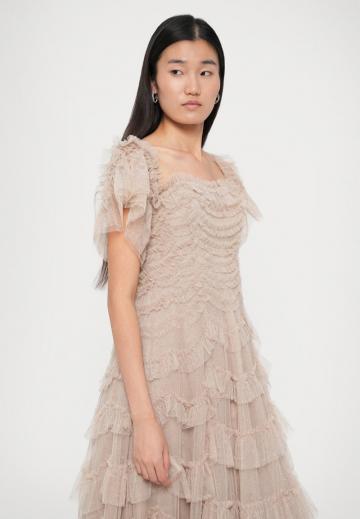 Платье макси