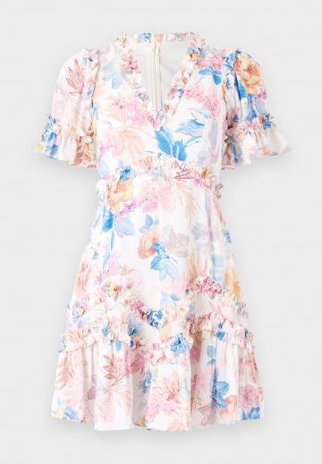 Короткое платье