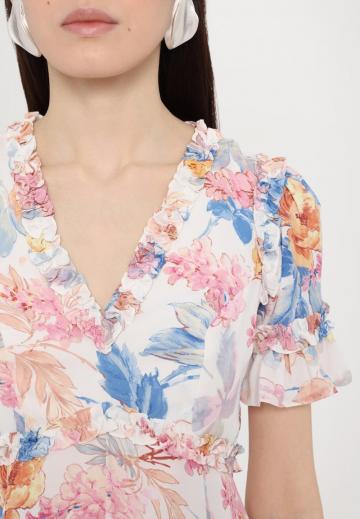 Короткое платье