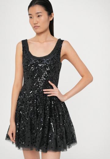 Коктейльное платье