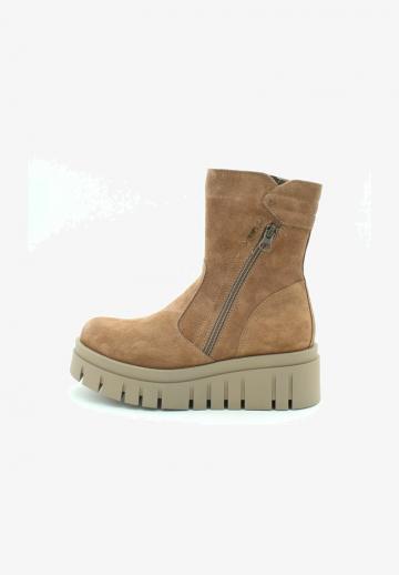 Полусапожки на платформе