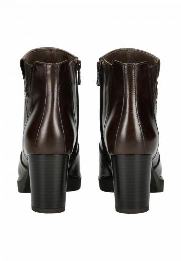 Полусапожки на высоком каблуке