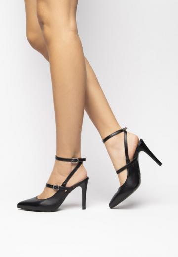 Туфли с ремешком