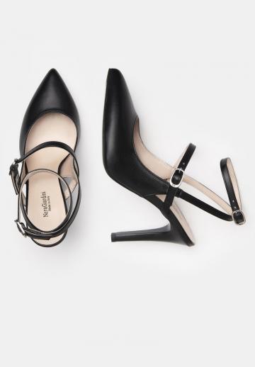 Туфли с ремешком