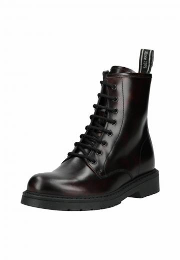 Ботинки на шнуровке