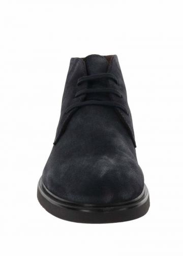 Ботинки на шнуровке