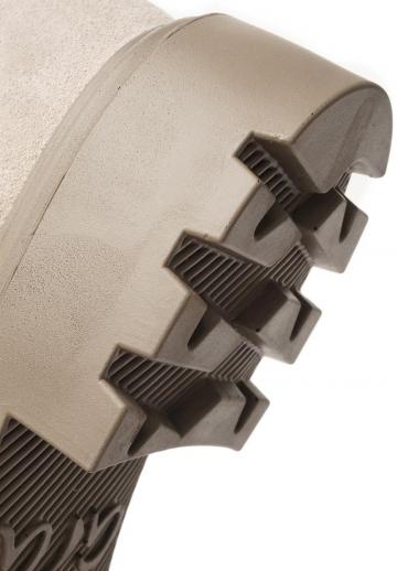 Полусапожки на платформе