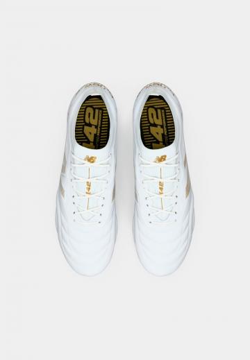 Футбольные бутсы