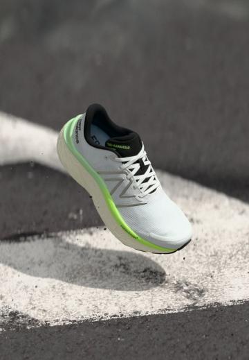 Беговые кроссовки