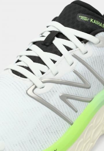 Беговые кроссовки