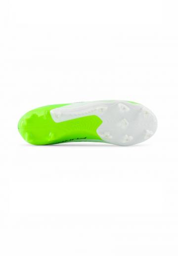 Футбольные бутсы