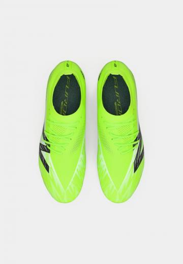 Футбольные бутсы