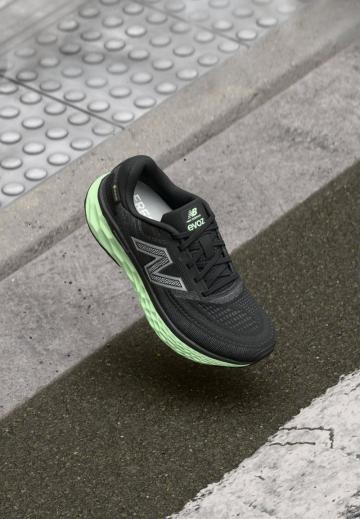 Беговые кроссовки