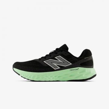 Беговые кроссовки