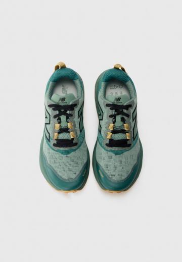 Беговые кроссовки