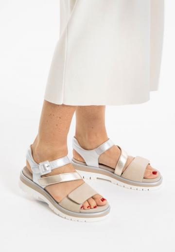 Босоножки на платформе