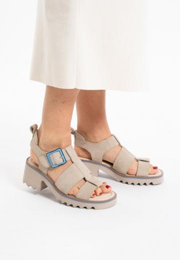 Босоножки на платформе