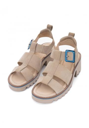 Босоножки на платформе