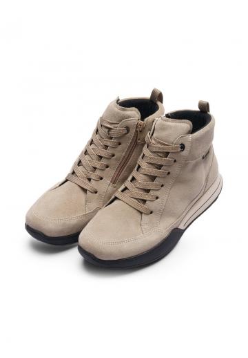 Ботинки на шнуровке