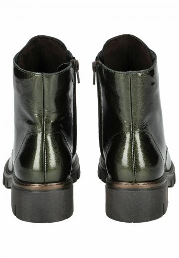 Ботинки на шнуровке