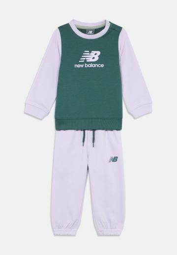 Набор одежды