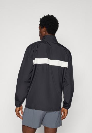 Куртка-дождевик