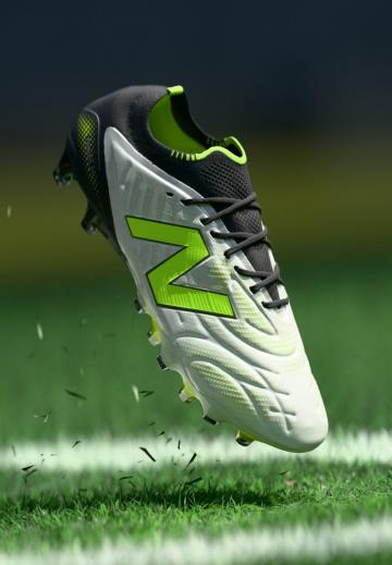 Футбольные бутсы