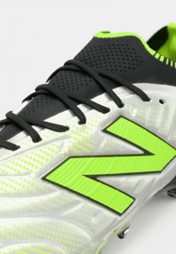 Футбольные бутсы