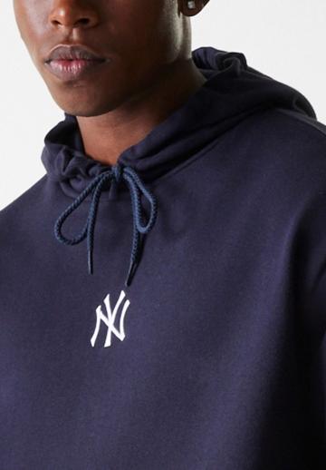 Спортивная кофта