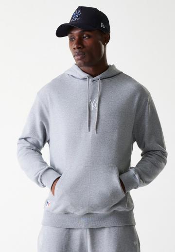 Спортивная кофта