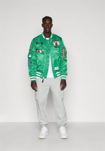 Спортивная куртка