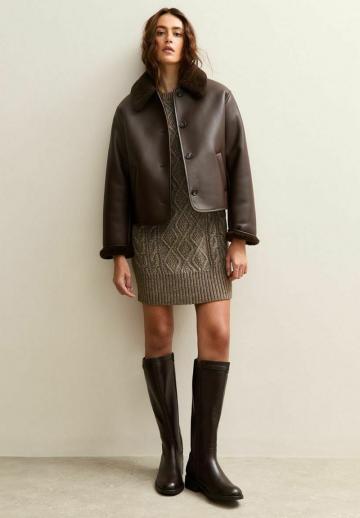 Вязаное платье