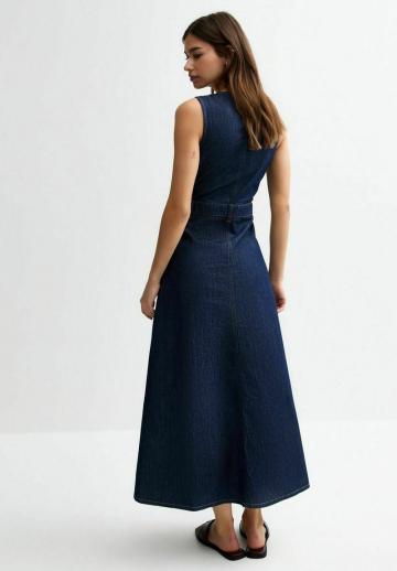 Джинсовая жилетка