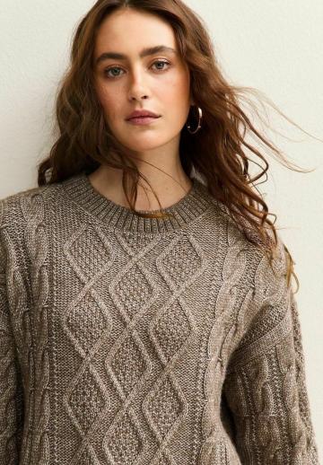 Вязаное платье