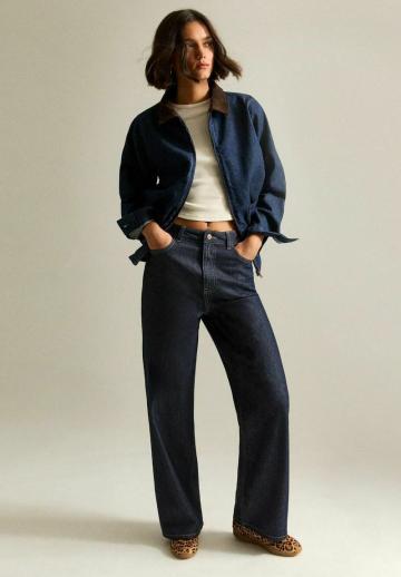 Клешеные джинсы