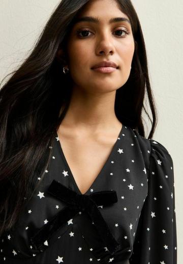 Короткое платье