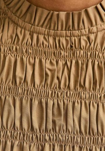 Короткое платье