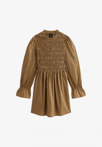 Короткое платье