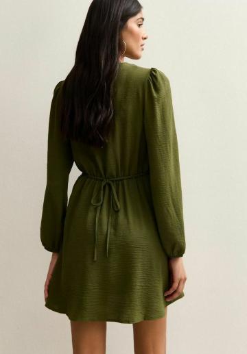 Короткое платье