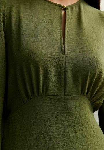 Короткое платье