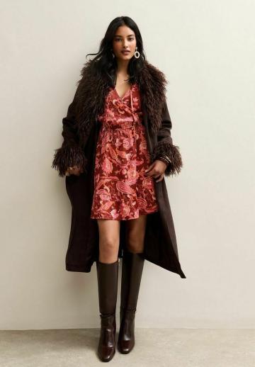 Короткое платье