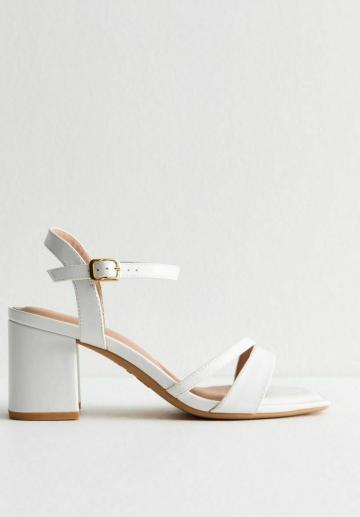 Гандбольные кроссовки